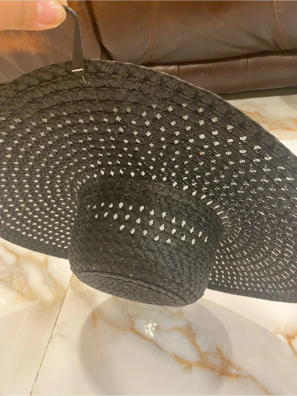 Black Wide-Brim Straw Sun Hat